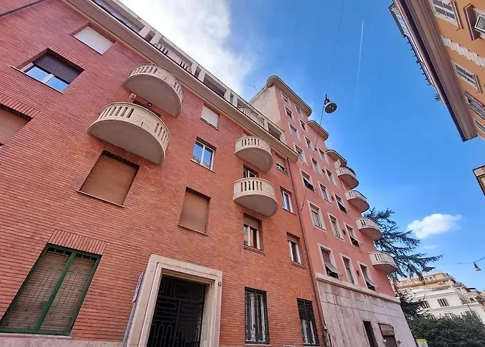 Apartment Domus Al Colosseo By Luxury Getaways